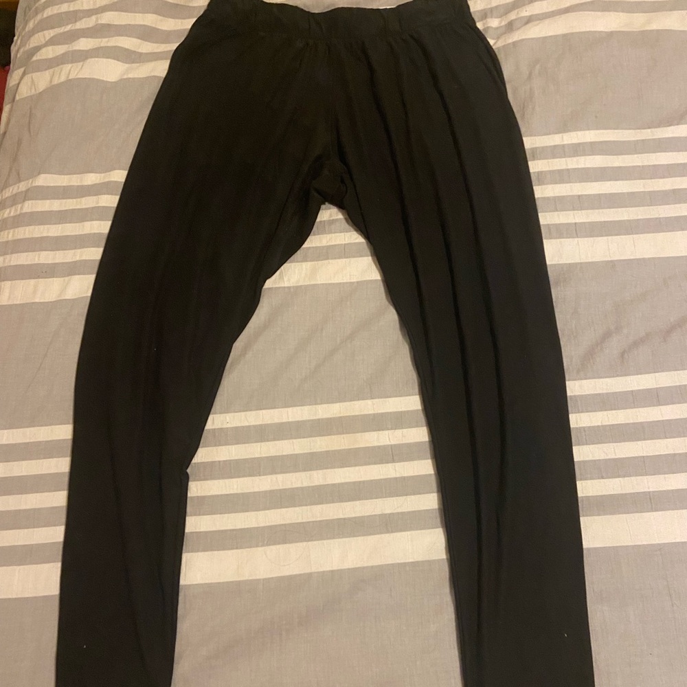 Maurice’s 24/7 black stretch leggings